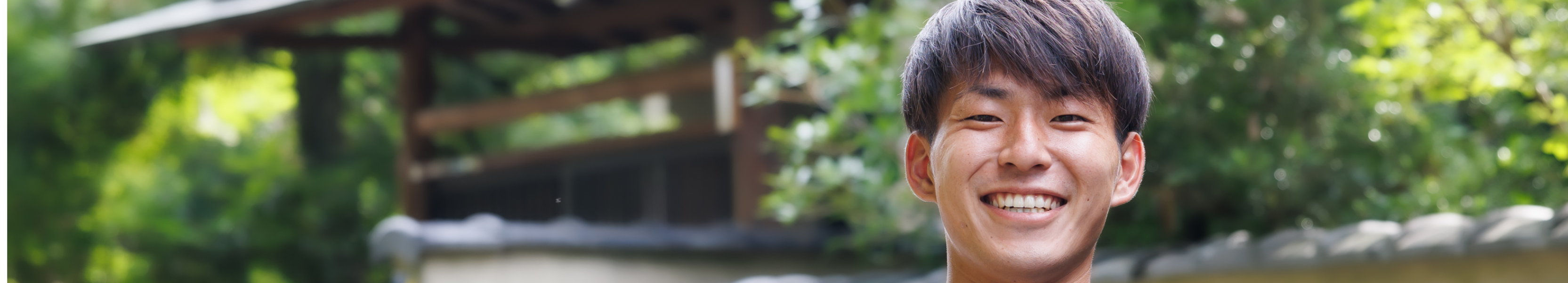 staffページ ファーストビューの画像